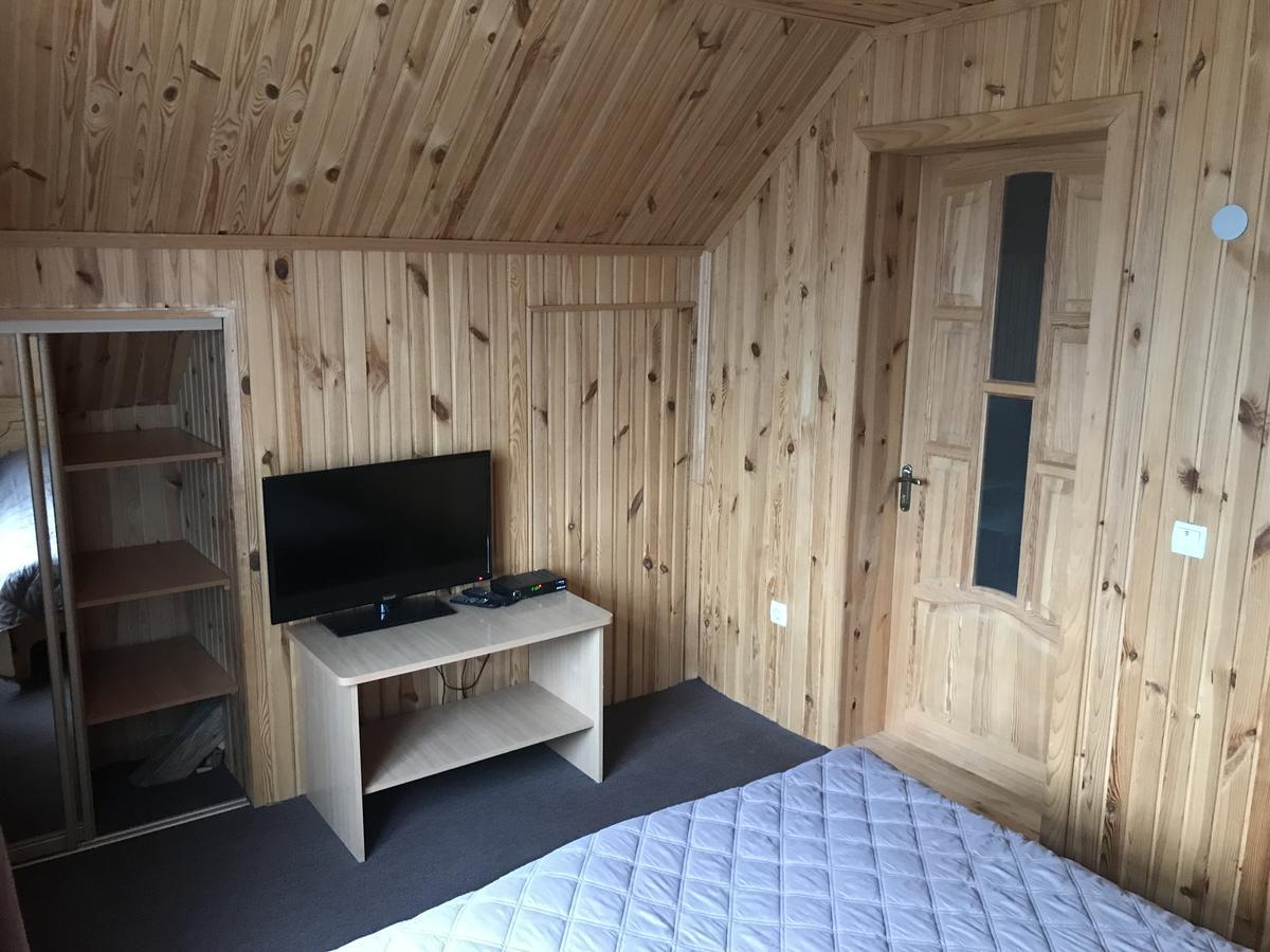 Садиба Червона Калина Private Estate Chervona Kalyna Yaremche Exterior foto