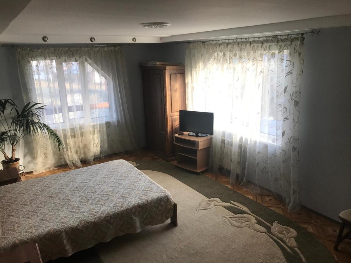 Садиба Червона Калина Private Estate Chervona Kalyna Yaremche Exterior foto